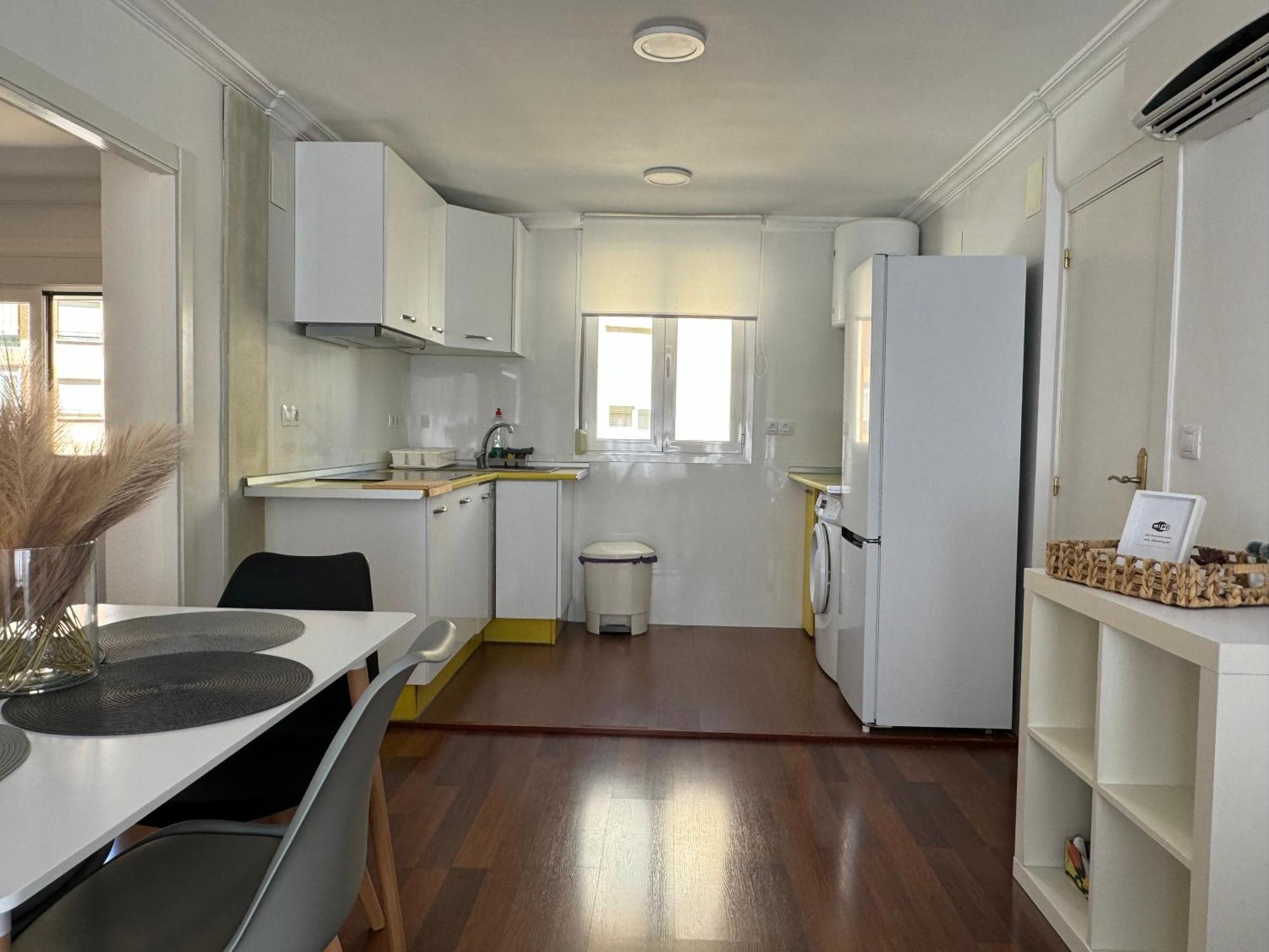 Apartamento Alarcon En Zona Av Espana - Hospital Albacete Dış mekan fotoğraf